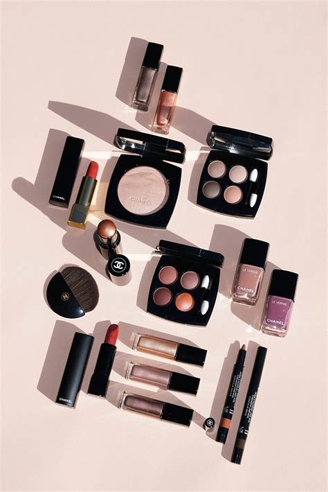 chanel spring 2020 makeup swatches|Chanel Spring/Summer 2020 Makeup Collection .